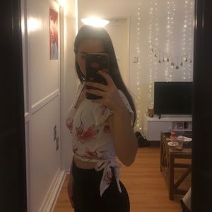Floral Tied Crop Top